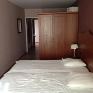 Hotel Trente Trois 33