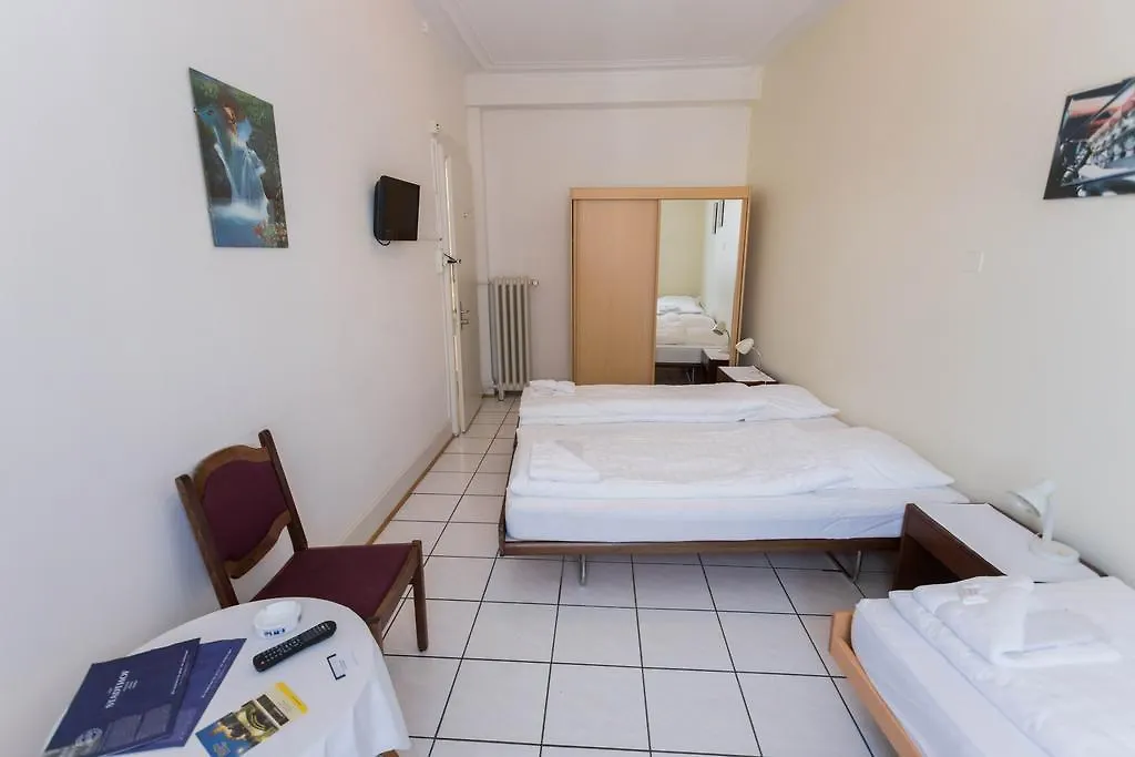 Stadthof Budget Hotel Basel City Center