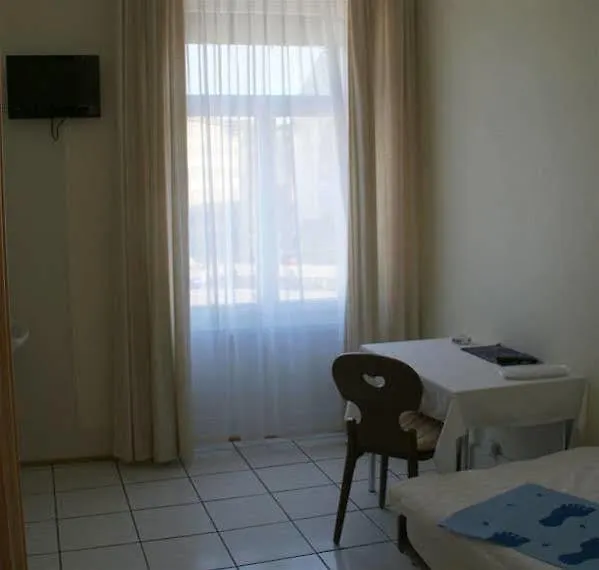 Stadthof Budget Hotel Basel City Center